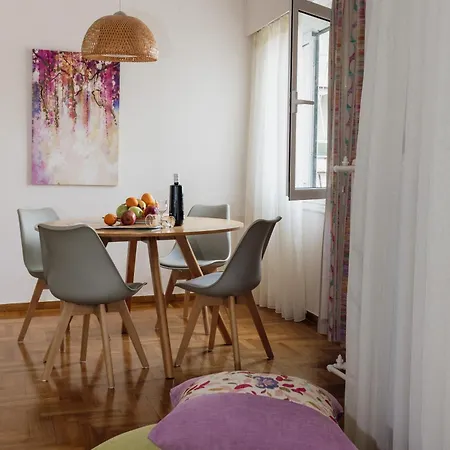 Spacious Centre Apartment- Apartment *