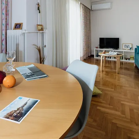 Apartment Spacious Centre Apartment-