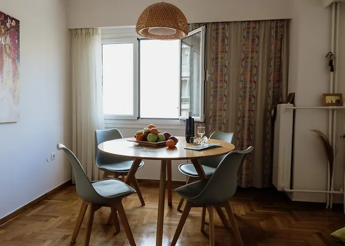 아파트 Spacious Centre Apartment- *